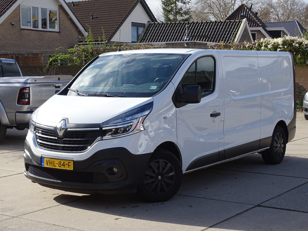 Renault Trafic 2.0 dCi 170 PK L2H1 52448494-0.jpg | Eltingvans.nl