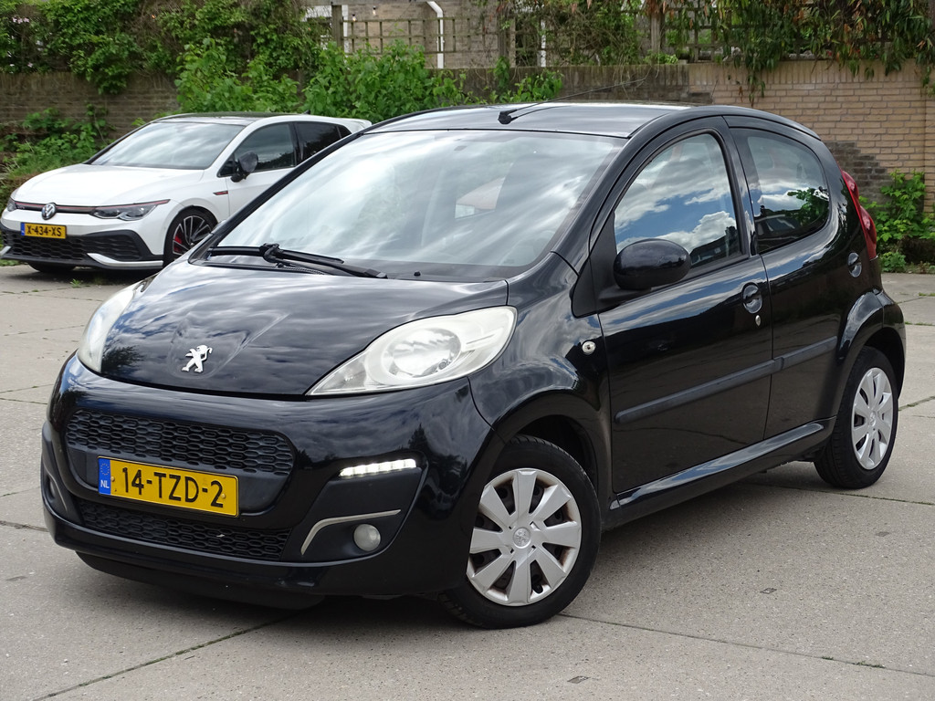 Peugeot 107 1.0 Active 53343997-0.jpg | Eltingvans.nl